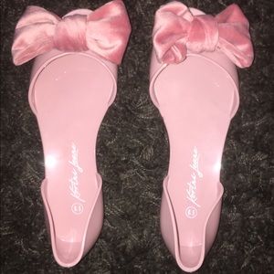 Kortni Jeane jellies with velvet bow